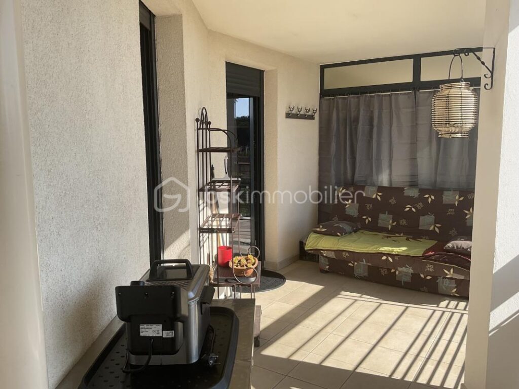 Grand T2 53m2 terrasse 24 m2 garage 18m2 – 2 pièces – 1 chambre – 53 m²