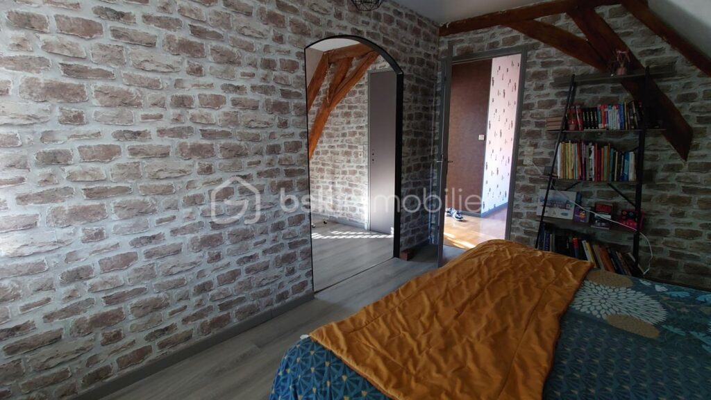 Longère – 5 pièces – 4 chambres – 166 m²