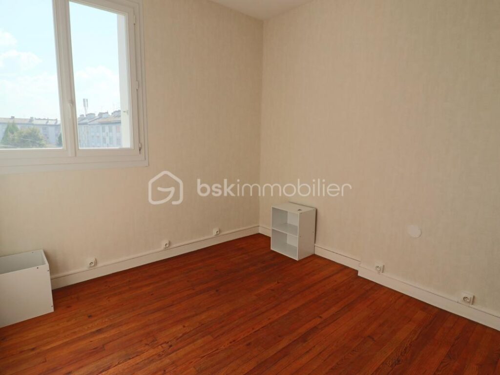 Saint-Nazaire- Appartement T4 quartier Gare – 4 pièces – 3 chambres – 90 m²