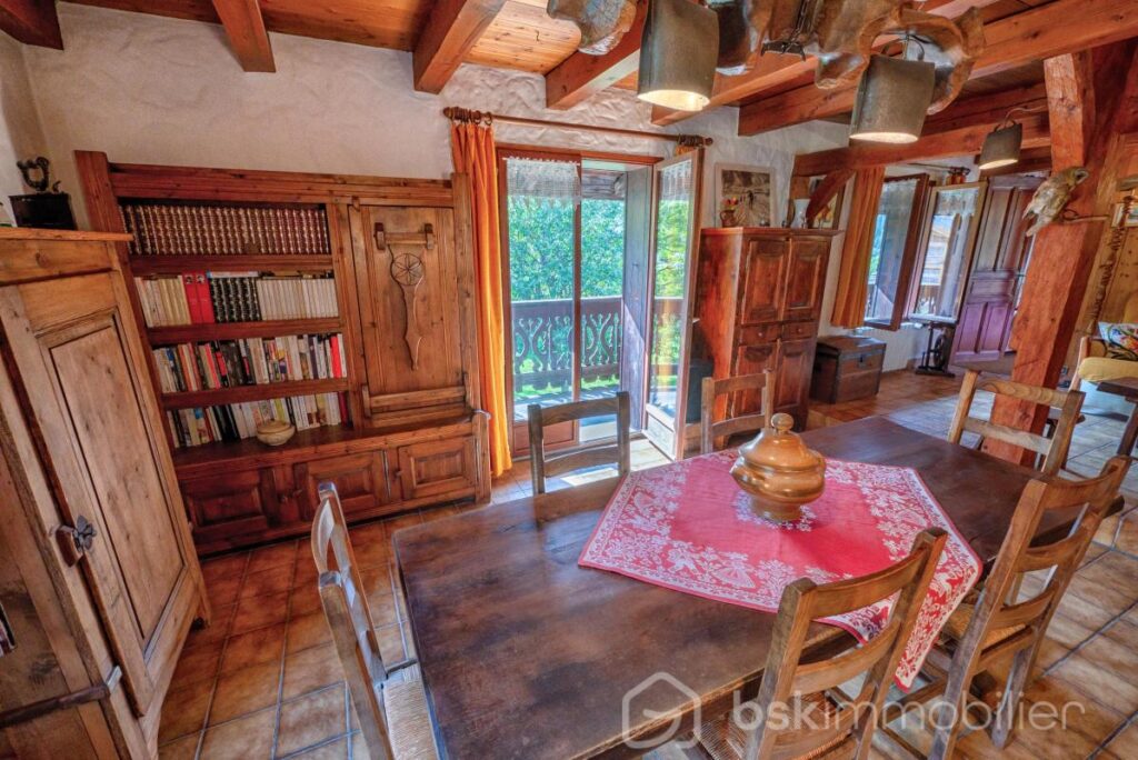 Chalet vue Mont-Blanc, vallée de Chamonix – 7 pièces – 5 chambres – 172 m²