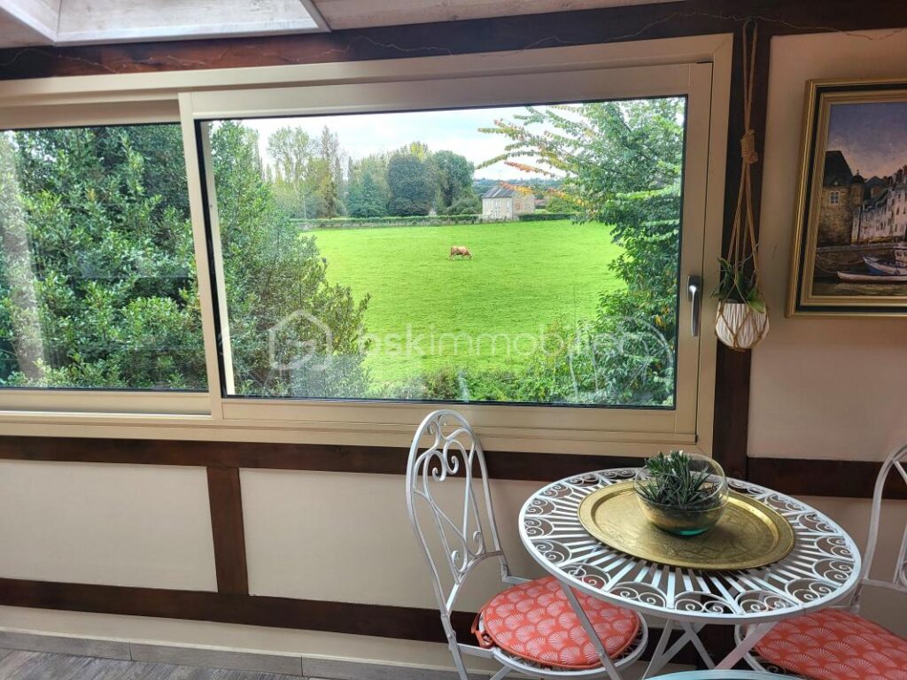 Maison au bord de l’eau ! – 4 pièces – 2 chambres – 130 m²