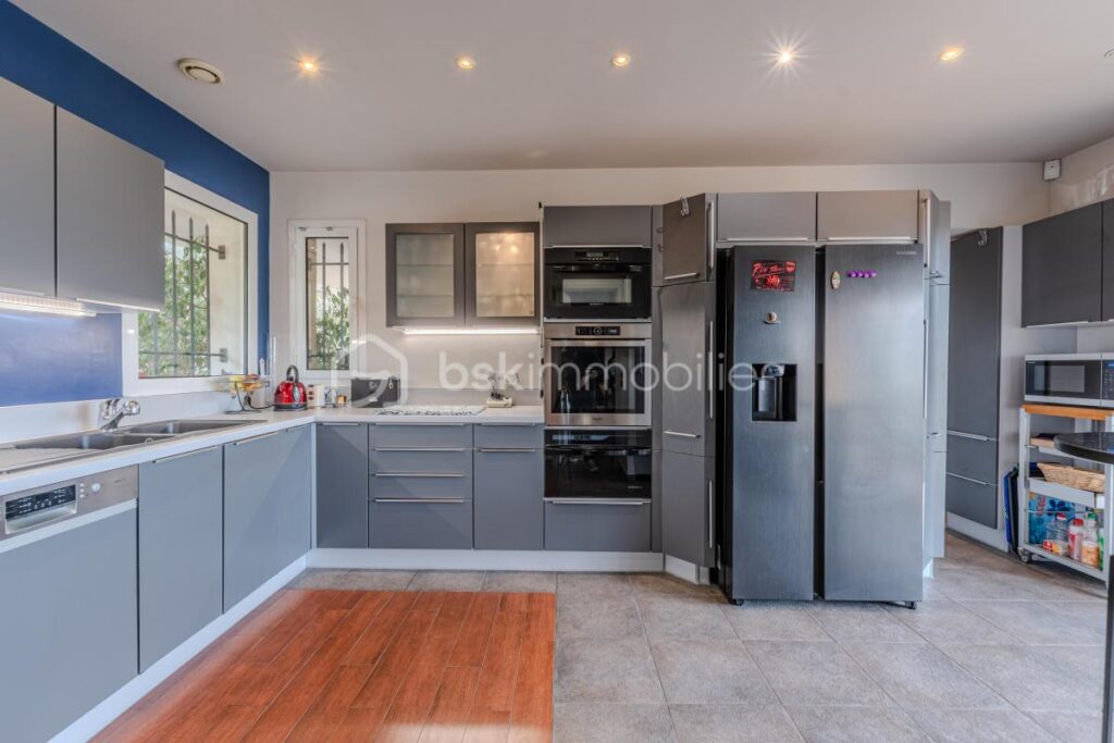 EXCEPTIONNEL – 6 pièces – 4 chambres – 229 m²