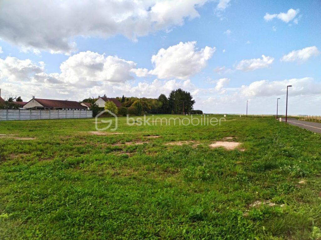 Terrain à batir sur Cauroy – NR pièces – NR chambres – 451 m²