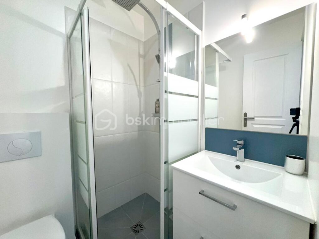 INVESTISSEMENT LOCATIF – 7 pièces – NR chambres – 160 m²