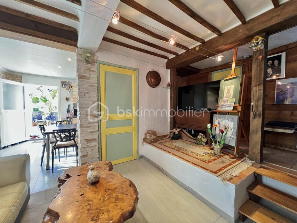 Vente maison de ville – 4 pièces avec terrasse – 4 pièces – 3 chambres – 78 m²