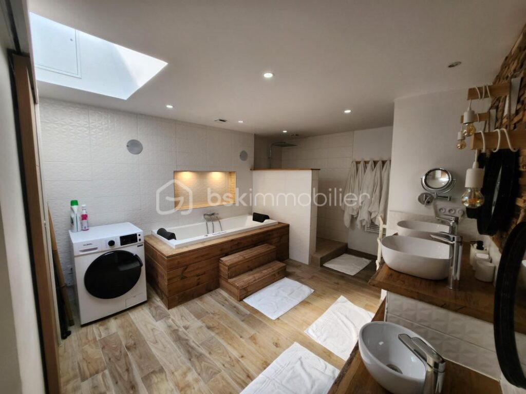 Maison coup de coeur – 4 pièces – 3 chambres – 140 m²