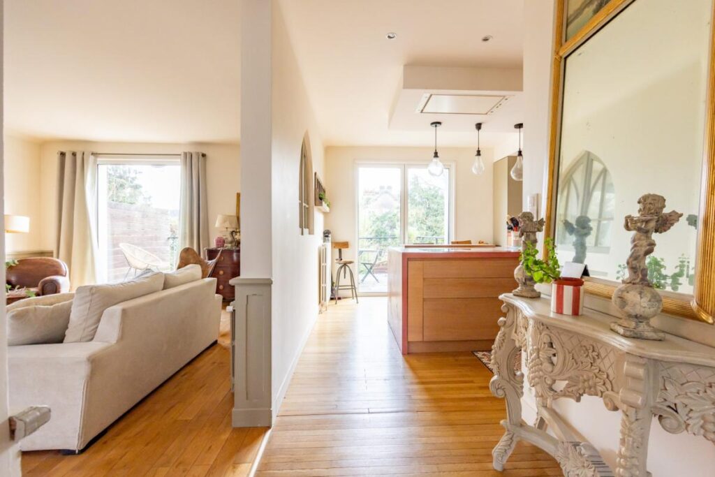 Maison années 50 – 6 pièces – 4 chambres – 170 m²