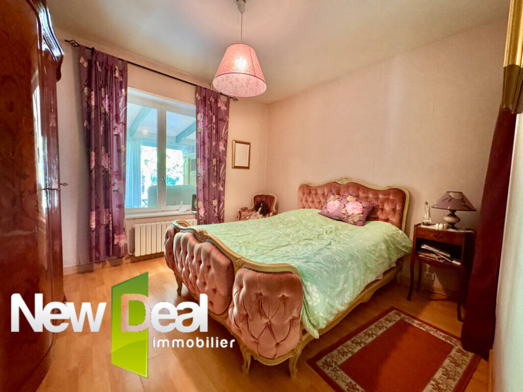 PLAIN PIED AVEC GARAGE A LANDAS – 4 pièces – 2 chambres – 98 m²