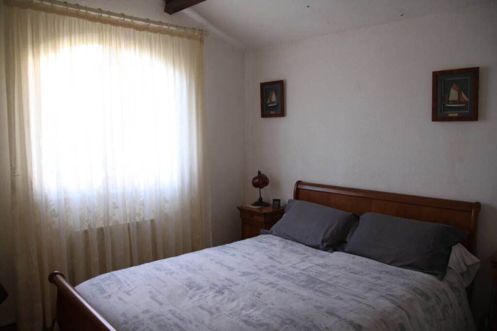 VUE MER, Jolie villa 85 m2 T4 avec piscine, sur une parcelle de 1200 m2 à La Ciotat – 4 pièces – 2 chambres – 84 m²