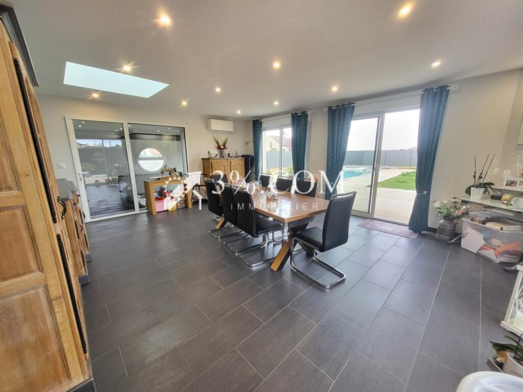 Très belle maison individuelle – 10 pièces – 230 m2 – A VOIR – 10 pièces – 4 chambres – 230 m²