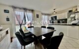 3%COM Beau F3 avec 2 balcons et double garage – 3 pièces – 2 chambres – 68 m²