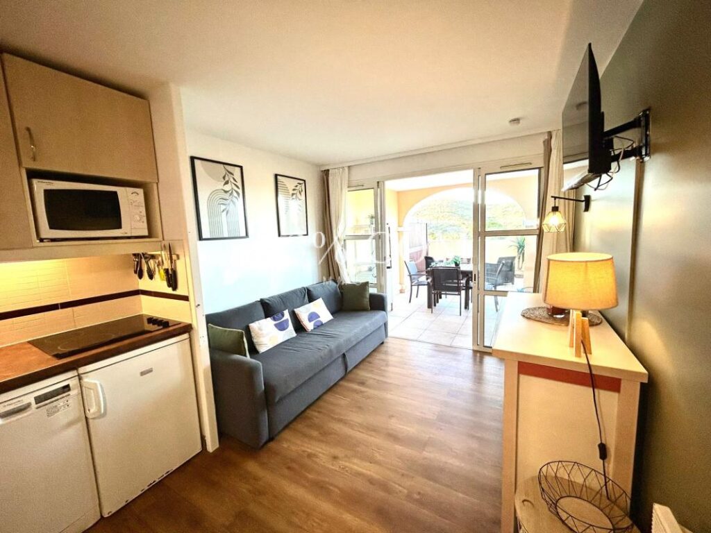 Vente Appartement avec sublime terrasse-AGAY – 1 pièce – 1 chambre – 22 m²