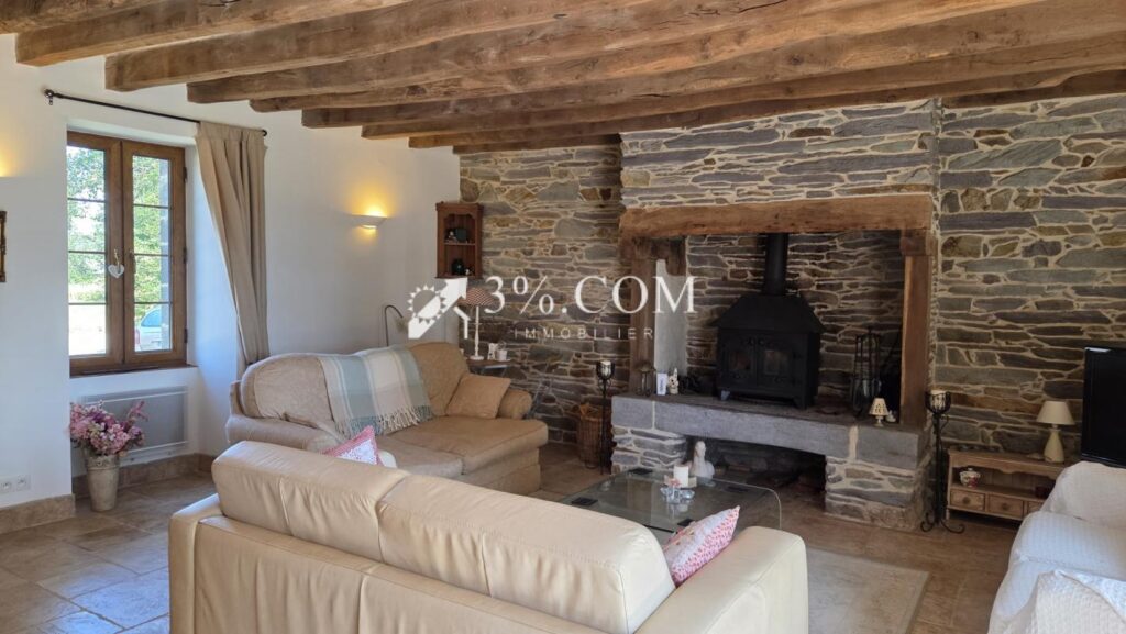 Longère de caractère au calme – 4 pièces – 3 chambres – 115 m²