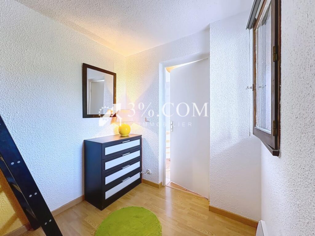 Charmant appartement 3 pièces de 41.61 m2 avec vue sur le po – 3 pièces – 2 chambres – 41 m²