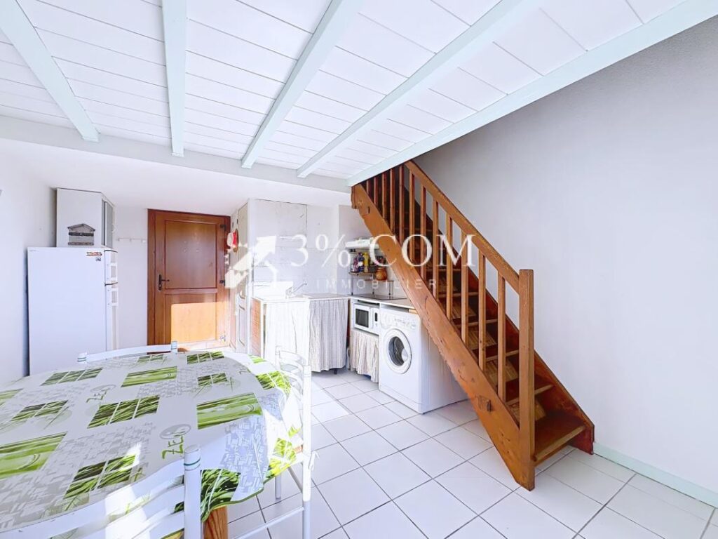 Charmant Duplex meublé 3 pièces de 37.6 m2 avec piscine & pl – 3 pièces – 2 chambres – 37 m²