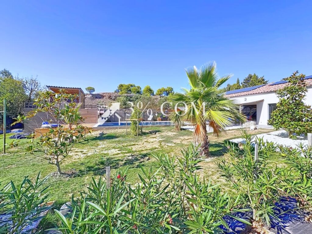 Belle maison contemporaine 6 pièces de 148 m2 avec piscine – 6 pièces – 4 chambres – 148 m²