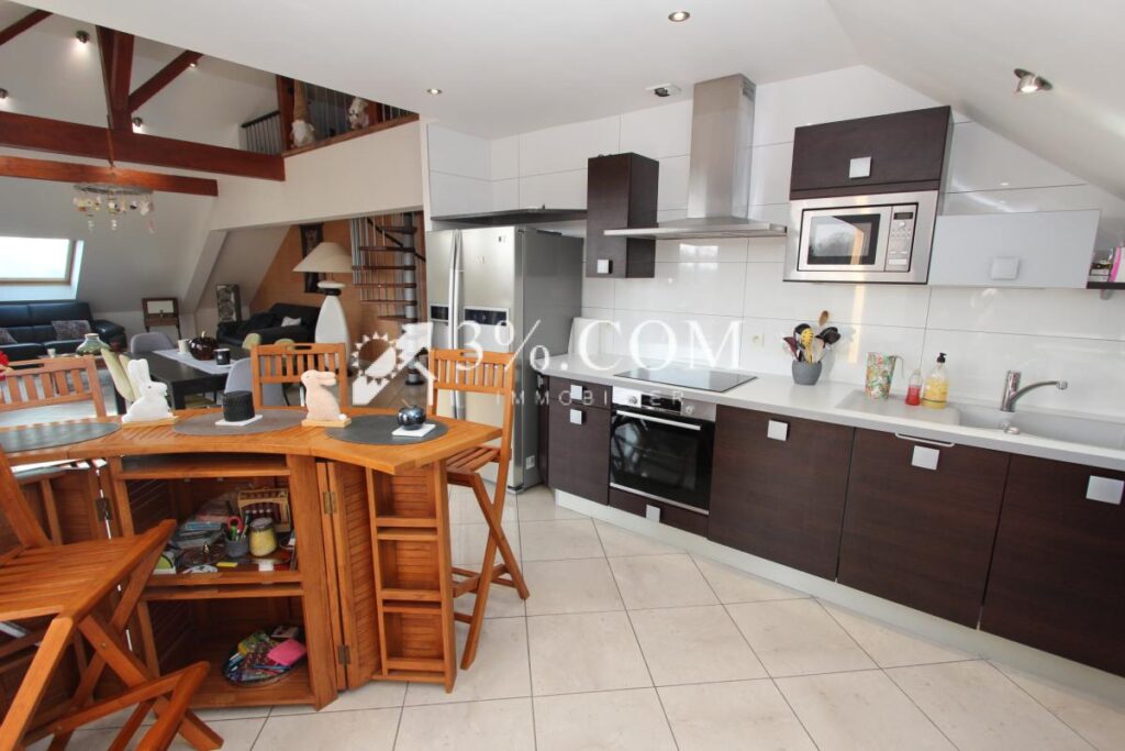 Appartement 5 pièces 176 m2 – 5 pièces – 4 chambres – 176 m²