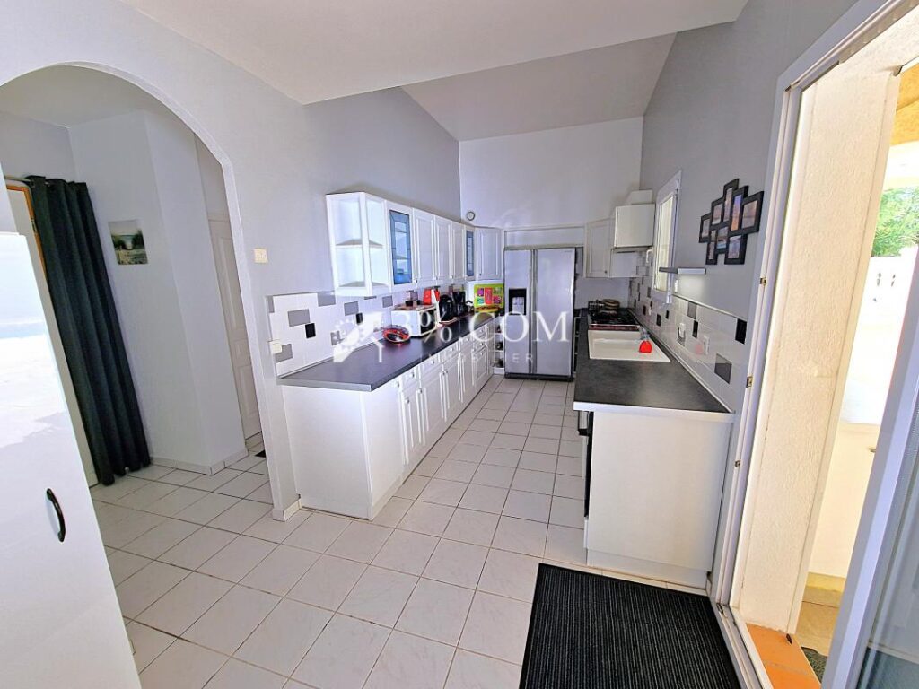 Splendide villa dans un écrin de verdure – 5 pièces – 4 chambres – 133 m²