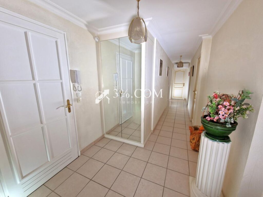 Villa spacieuse avec sous-sol total – 5 pièces – 3 chambres – 145 m²