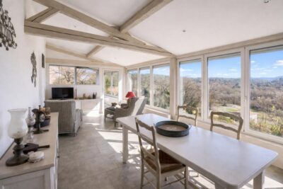 Ensemble immobilier Flassans 300 m2 – 11 pièces – 5 chambres – 330 m²