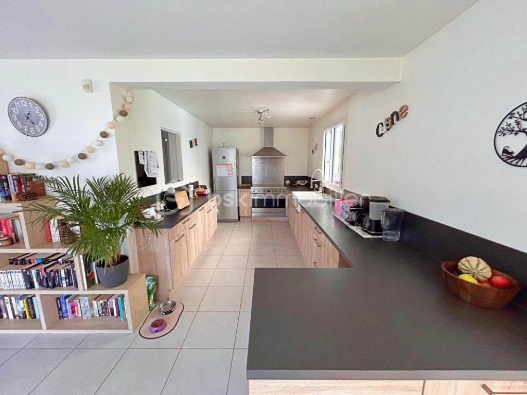 Superbe maison de campagne – 6 pièces – 168 m² – Terrain clos, arboré et sans vis à vis – Très calme ! – 6 pièces – 4 chambres – 168 m²