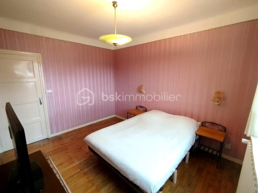 Maison individuelle 4 chambres, vue dominante – 5 pièces – 4 chambres – 99 m²