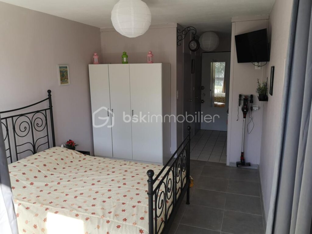 STUDIO – 1 pièce – 1 chambre – 18 m²