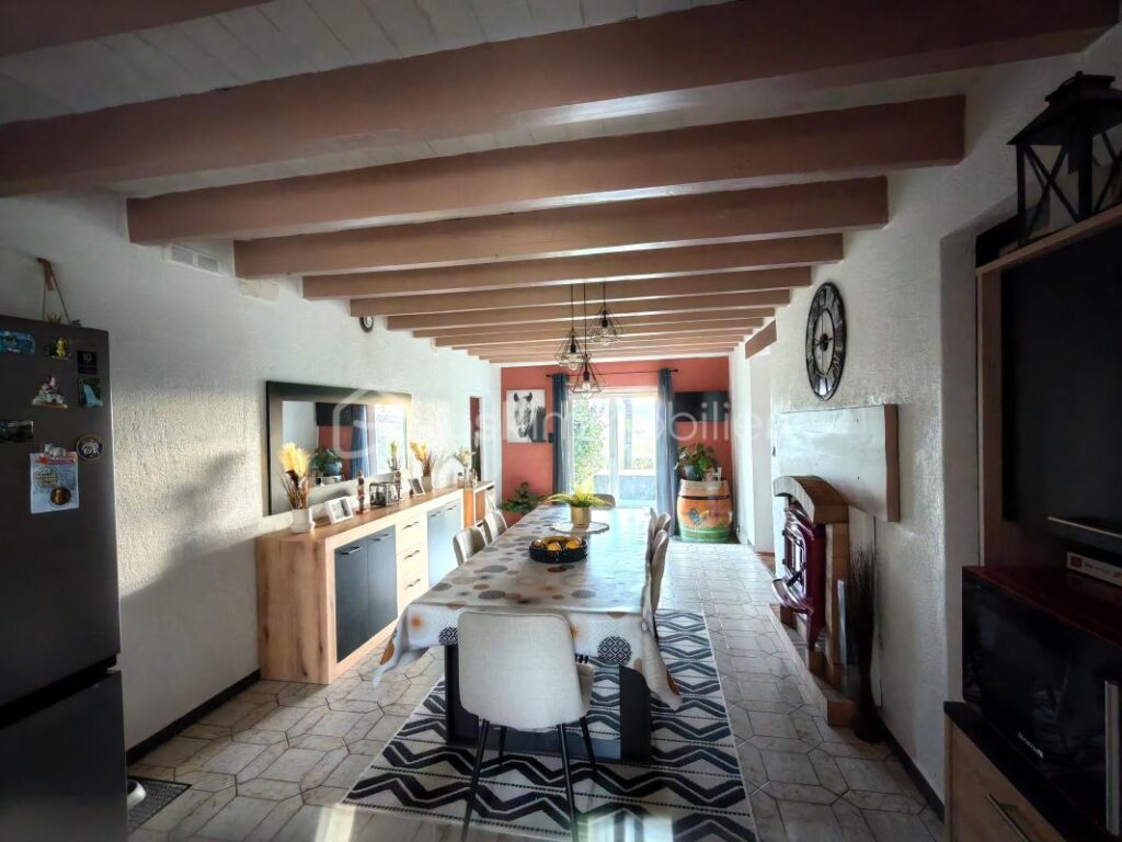 Ferme Bressane – 8 pièces – 4 chambres – 171 m²