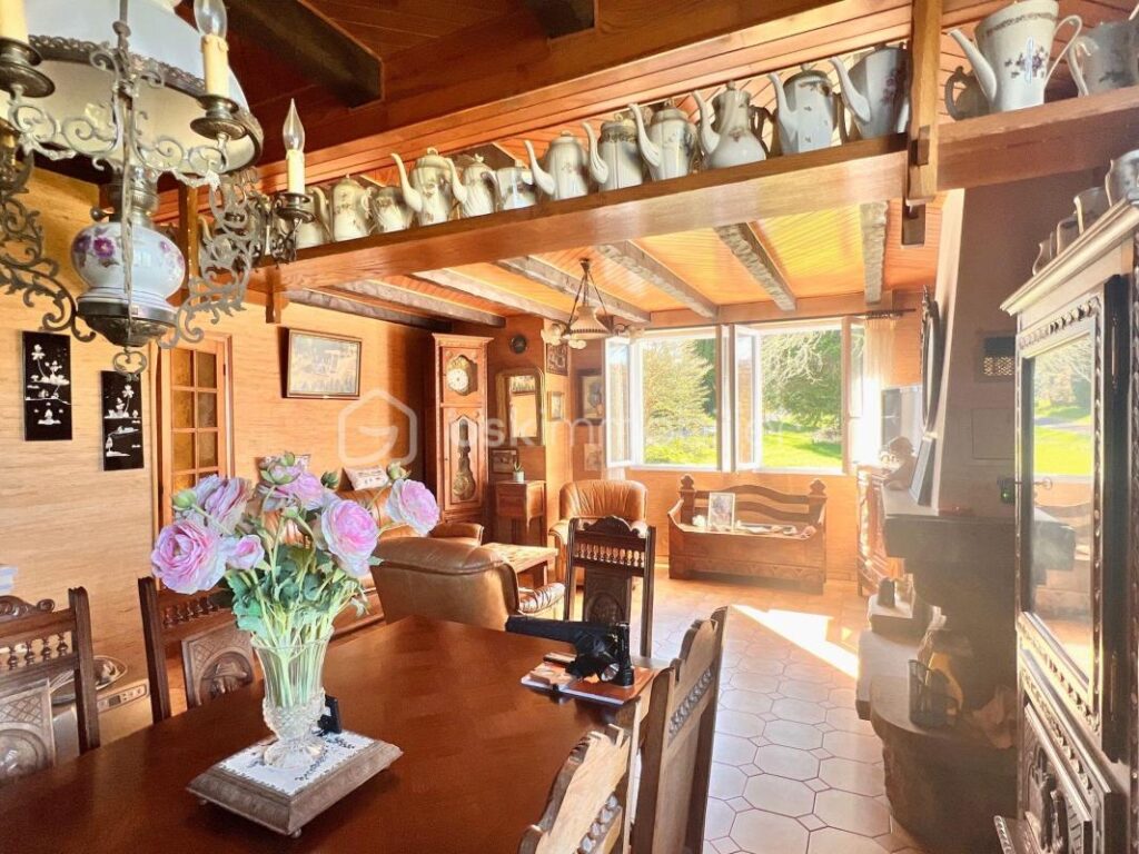 Maison au calme avec grand terrain, hangar et vue dégagée – 4 pièces – 3 chambres – 120 m²