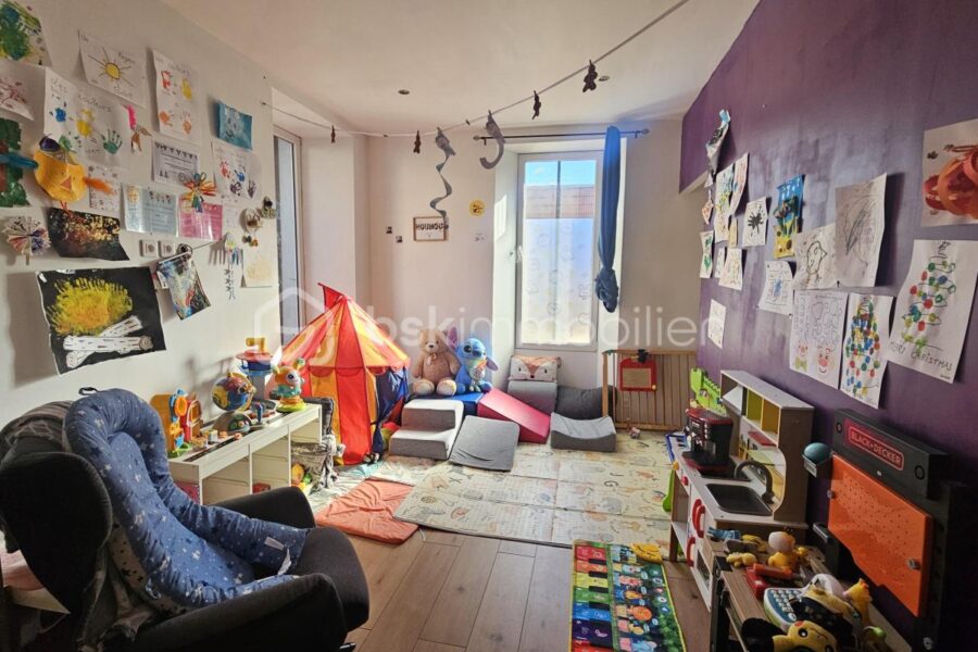 Maison à vendre à Remollon
