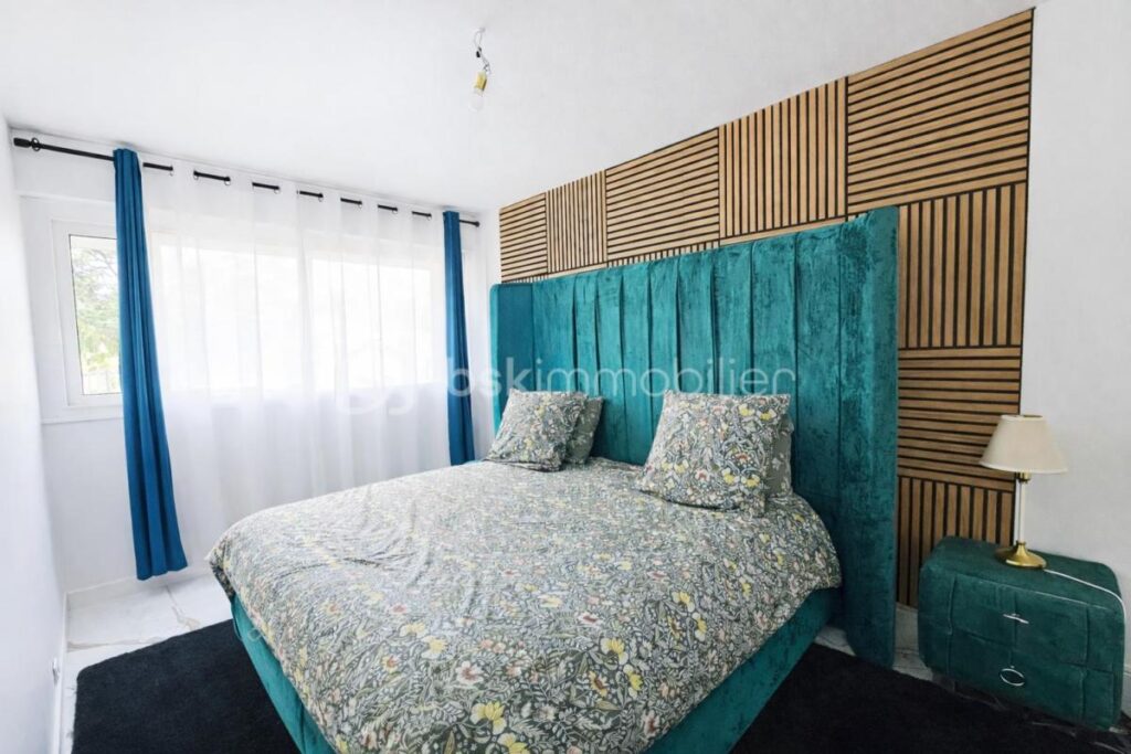 3 pièces de 64m² – lumineux et refait à neuf -vue jardin – parking – bords de Marne – 10 min RER A – 3 pièces – 2 chambres – 64 m²