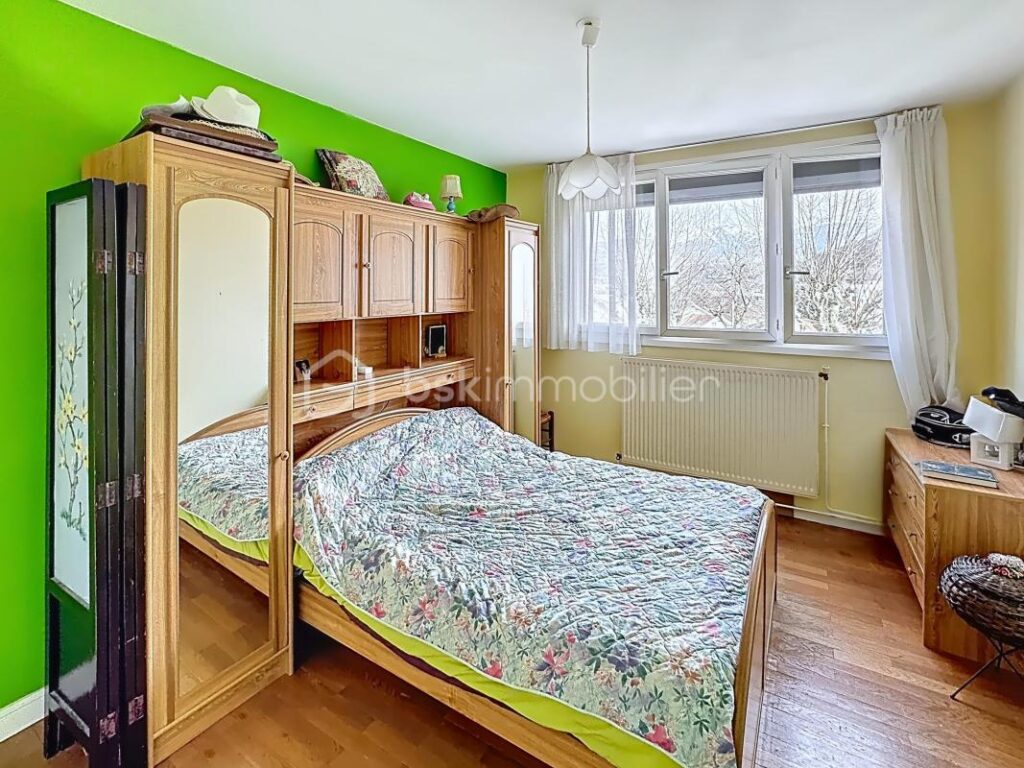 ✨ T4 lumineux avec vue Belledonne – Ascenseur – Résidence fermée – 4 pièces – 3 chambres – 87 m²