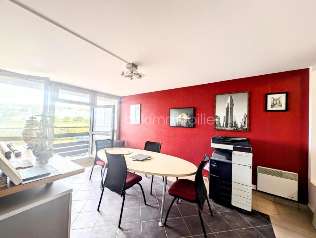 Superbe duplex à la Marina, vue mer et sur Casino de Trouville – 5 pièces – 3 chambres – 117 m²