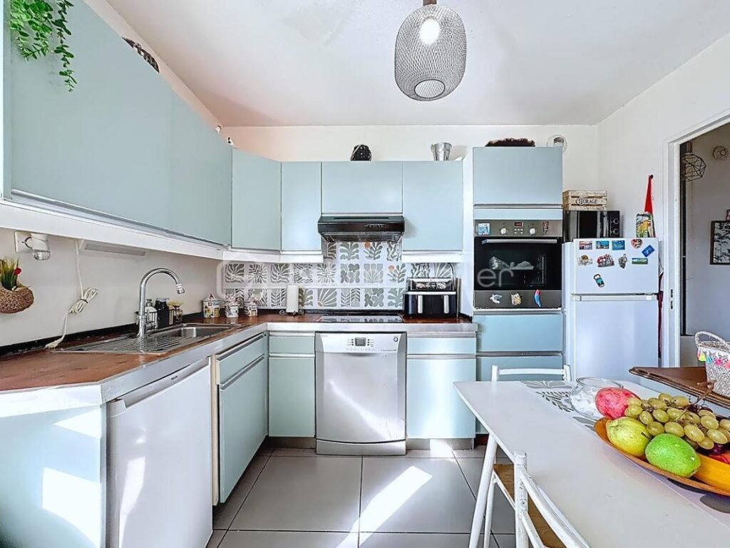 T3 prêt à vivre avec terrasse et parking en sous-sol – Vue exceptionnelle – 3 pièces – 2 chambres – 65 m²