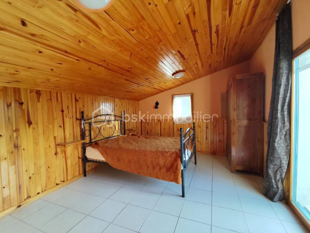 Maison en Ardèche Sud avec vue – 3 pièces – 1 chambre – 60 m²