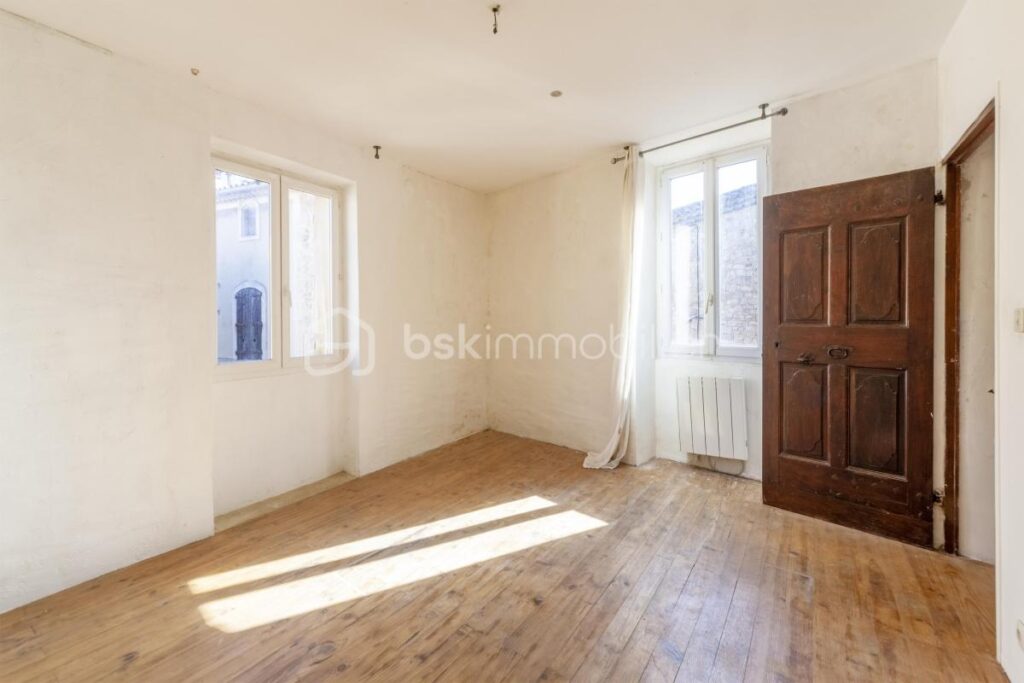 Maison de village avec jardin secret et toit-terrasse – 125 m2 – Reillanne – 5 pièces – 3 chambres – 125 m²