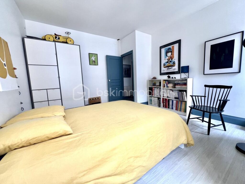 Maison bourgeoise au centre ville d’Etampes – 7 pièces – 6 chambres – 200 m²