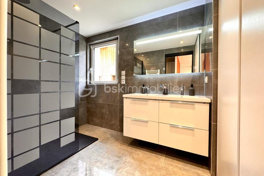 Appartement à vendre à Lathuile