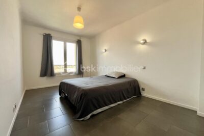 PERPIGNAN SAINT-ASSISCLE – APPARTEMENT T3 RÉNOVÉ 68m² – RÉSIDENCE SÉCURISÉE – 119 900€ – 3 pièces – 2 chambres – 68 m²