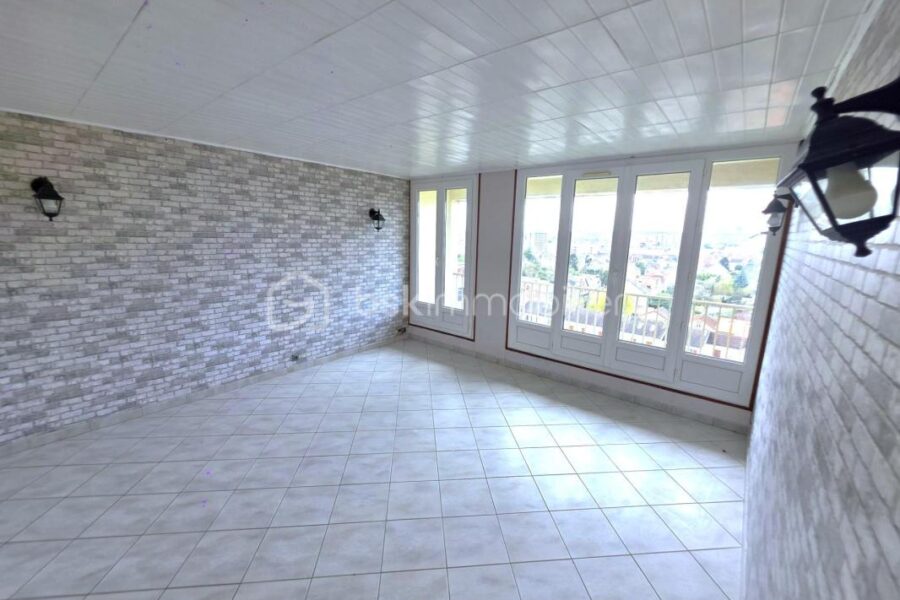 Appartement à vendre à Neuilly sur marne