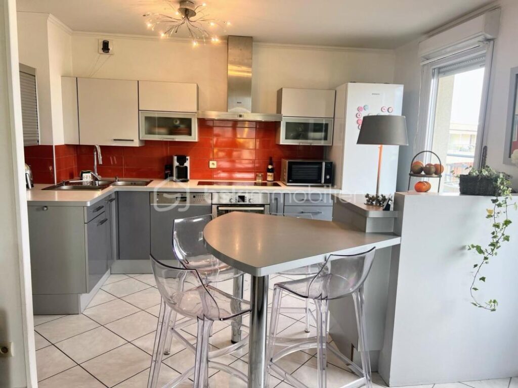 Appartement 100m2 T4 – 4 pièces – 3 chambres – 99 m²