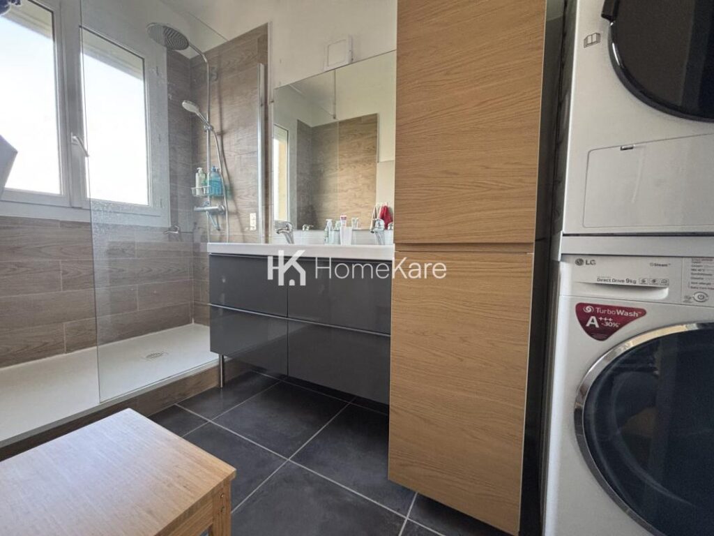 UN T3 COSY, ENTIEREMENT RENOVE ! – 3 pièces – 2 chambres – 80 m²