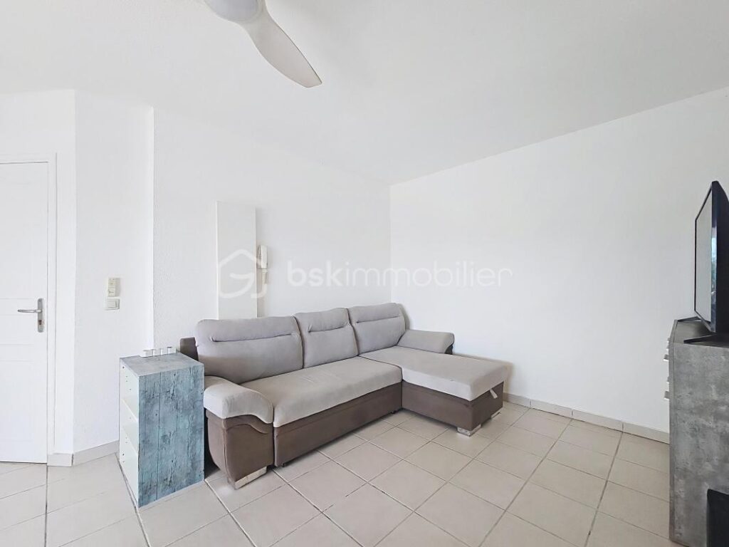 Appartement T2 + parking résidence avec piscine – 2 pièces – 1 chambre – 41 m²