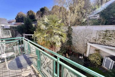 T4 en duplex avec 3 chambres lumineux de 96 m2 – 4 pièces – 3 chambres – 95 m²