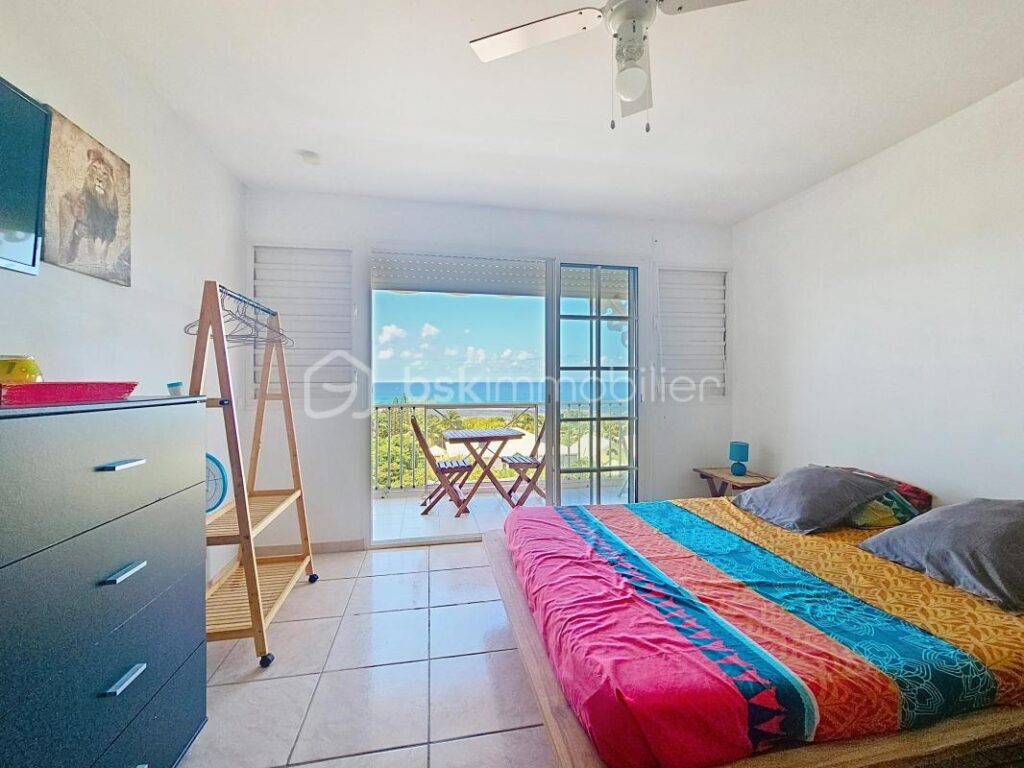 Studio splendide vue mer plage à pied – 1 pièce – 1 chambre – 23 m²