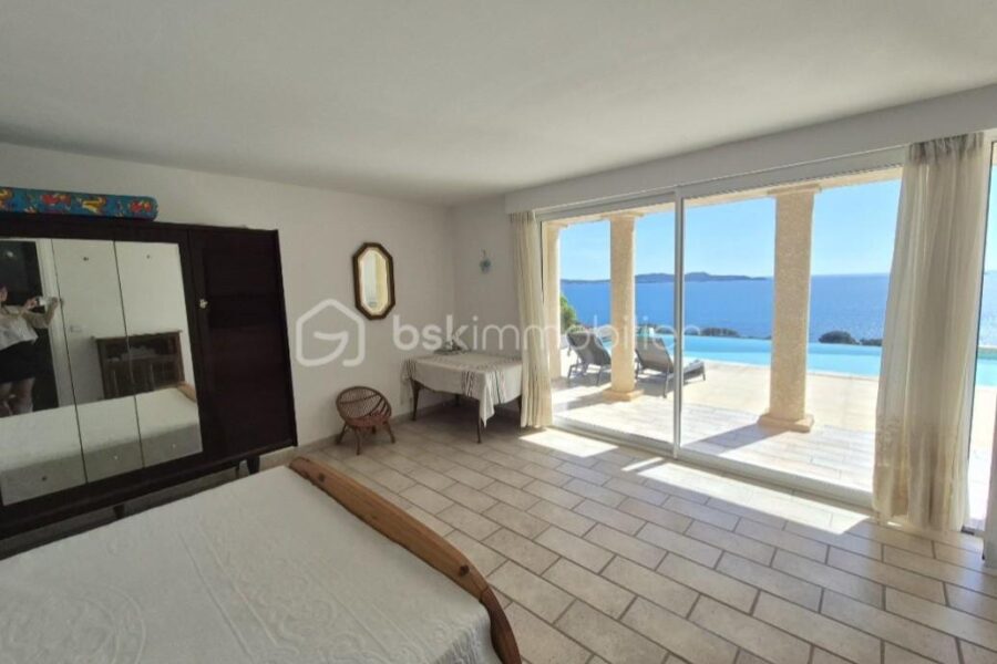 Maison à vendre à Carqueiranne