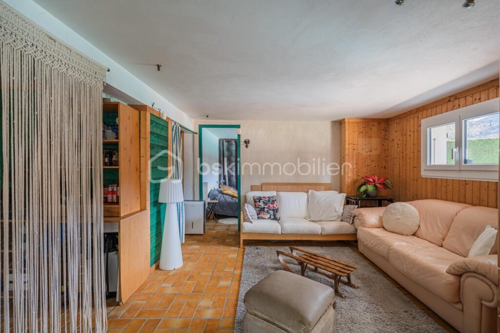 Chalet avec piscine et espace bien-être – Mieussy – 5 pièces – 4 chambres – 158 m²