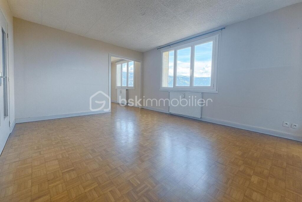 🏡 À vendre – Bel appartement T3 traversant avec vue dégagée – Saint-Marcellin – 4 pièces – 2 chambres – 72 m²
