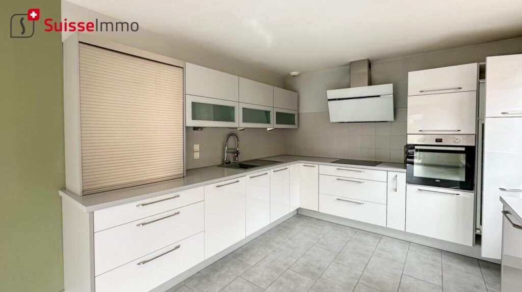 Maison Glay 6 pièce(s) 133 m2 – 6 pièces – 4 chambres – 133 m²