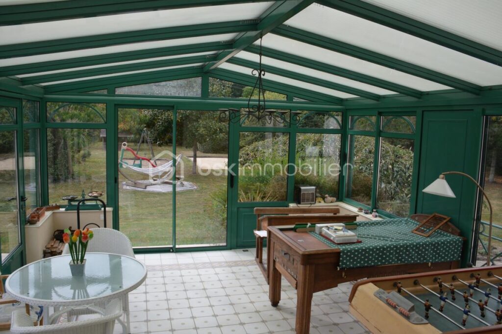 Maison d’exception de 200 m² avec piscine et domaine de 15 000 m² – Cadre naturel préservé – Le Mesnil-Roch (axe Rennes-Saint Malo) – 9 pièces – 5 chambres – 200 m²